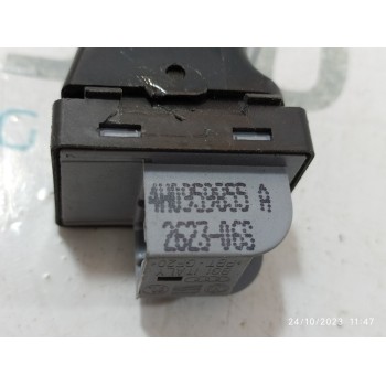 MANDO ELEVALUNAS TRASERO IZQUIERDO 4H0959855A  - miniatura 2