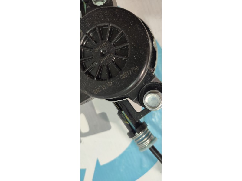 ELEVALUNAS DELANTERO DERECHO CM012790  - imagen 2