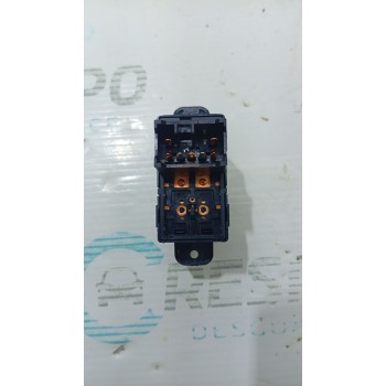 MANDO ELEVALUNAS DELANTERO DERECHO 93575A4030 / 93575A4030CA  - miniatura 2