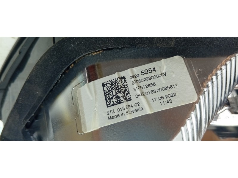 PILOTO TRASERO DERECHO INTERIOR 39235954  - imagen 3