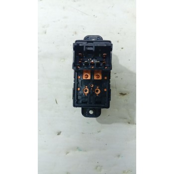 MANDO ELEVALUNAS TRASERO IZQUIERDO 93580A4010  - miniatura 2