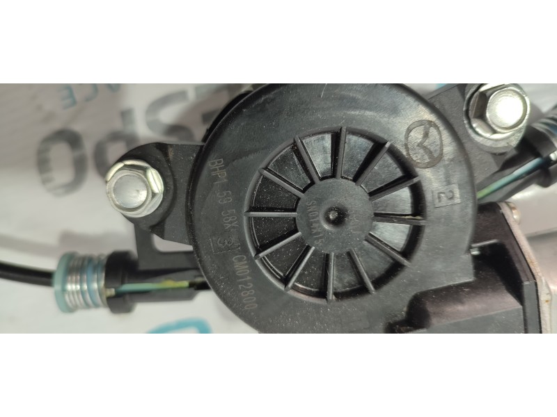 ELEVALUNAS TRASERO IZQUIERDO CM012800  - imagen 2