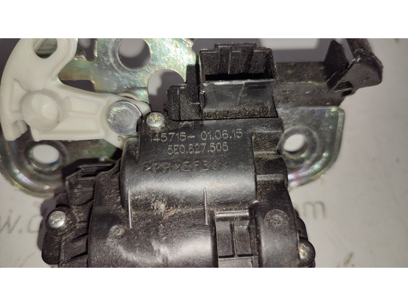 CERRADURA MALETERO / PORTON 5E0827505  - imagen 2