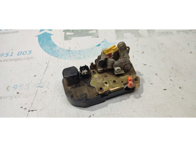 CERRADURA PUERTA TRASERA DERECHA  - imagen 1