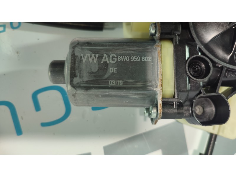 ELEVALUNAS TRASERO DERECHO 82G839462  - imagen 2