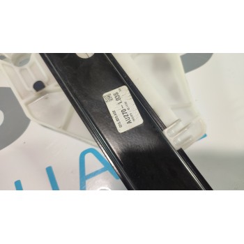 ELEVALUNAS TRASERO DERECHO 82G839462  - miniatura 3