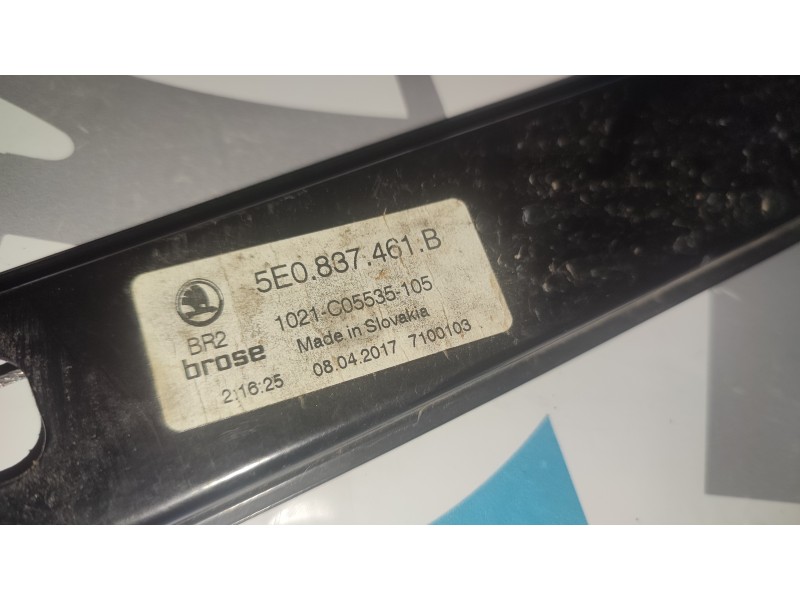 ELEVALUNAS DELANTERO IZQUIERDO 5E0837461B  - imagen 2