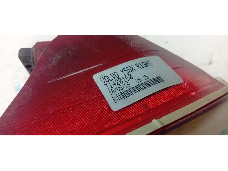 PILOTO TRASERO DERECHO PARAGOLPES 31420160  - imagen 2