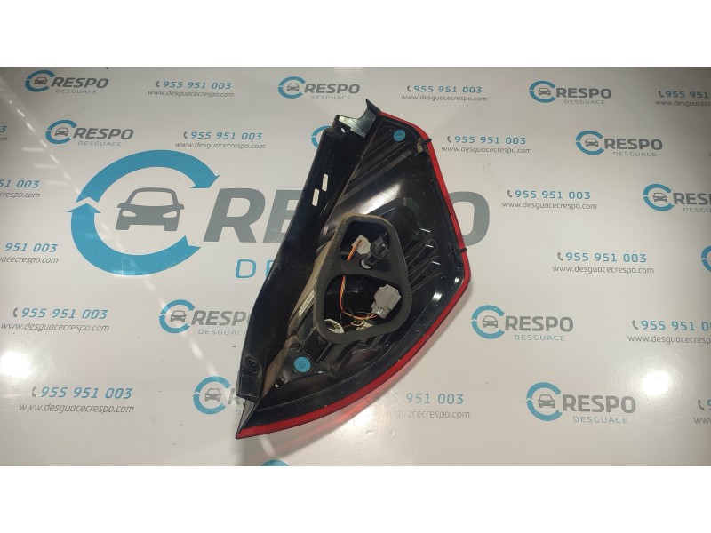 PILOTO TRASERO IZQUIERDO C1BB13405A  - imagen 2