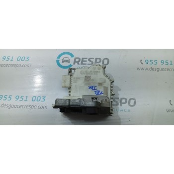 CERRADURA PUERTA TRASERA IZQUIERDA 8X0839015E 