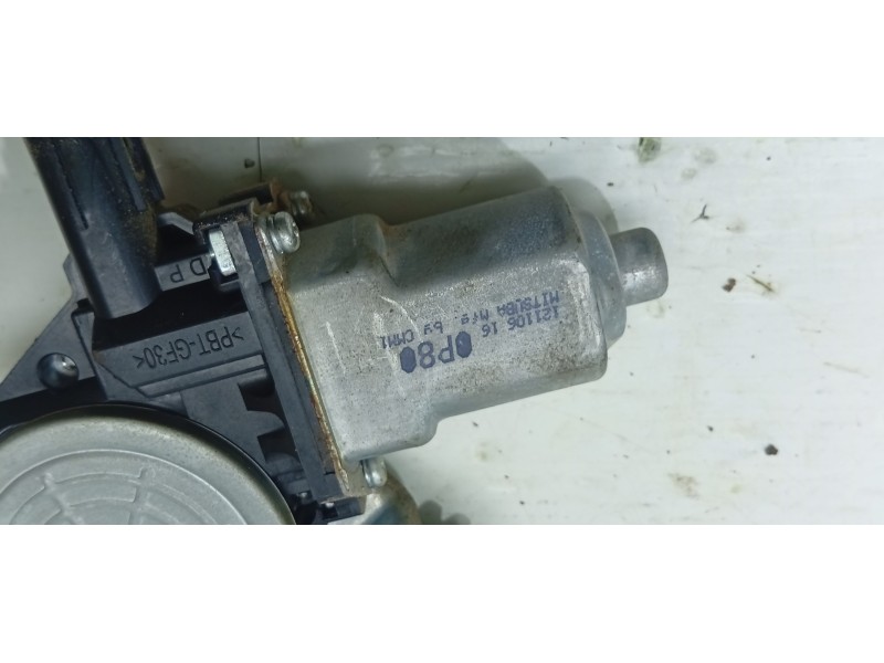 ELEVALUNAS DELANTERO DERECHO  - imagen 2