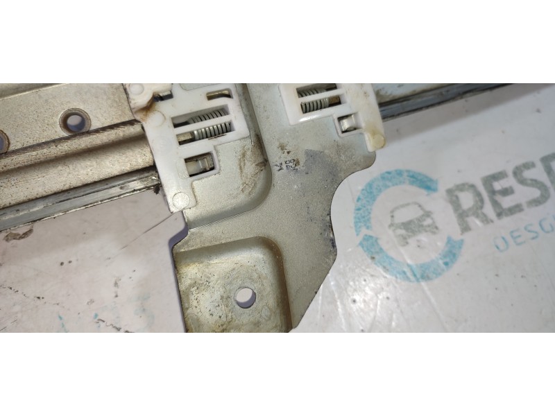 ELEVALUNAS TRASERO IZQUIERDO  - imagen 2