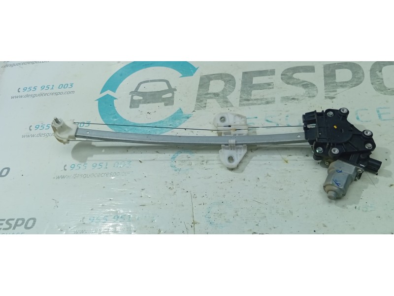 ELEVALUNAS TRASERO DERECHO  - imagen 1