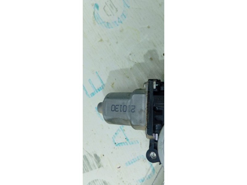 ELEVALUNAS TRASERO DERECHO  - imagen 2