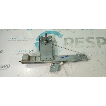 ELEVALUNAS TRASERO DERECHO 