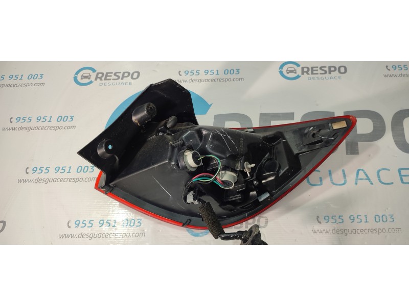 PILOTO TRASERO IZQUIERDO DB5J51160  - imagen 2