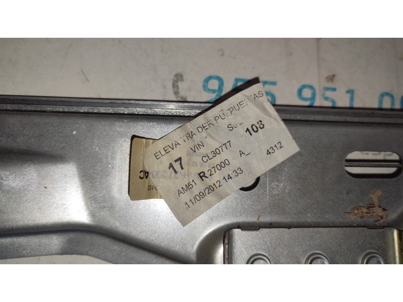 ELEVALUNAS TRASERO DERECHO 922144103  - imagen 3