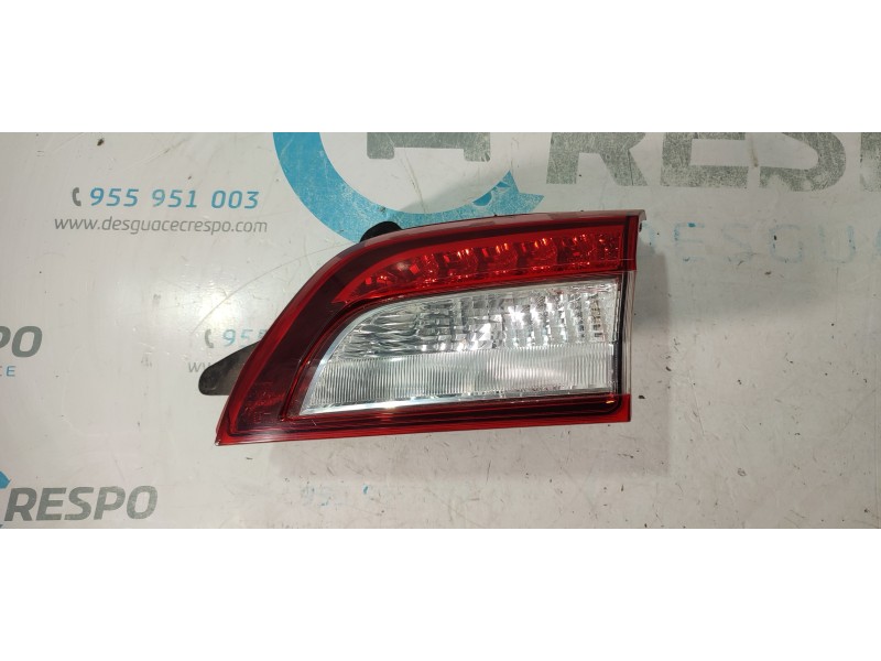 PILOTO TRASERO DERECHO INTERIOR  - imagen 1