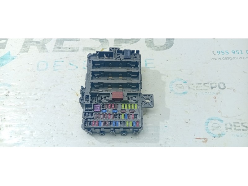 CAJA RELES / FUSIBLES 116RA000021  - imagen 1