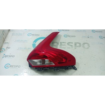 PILOTO TRASERO DERECHO 31395845 