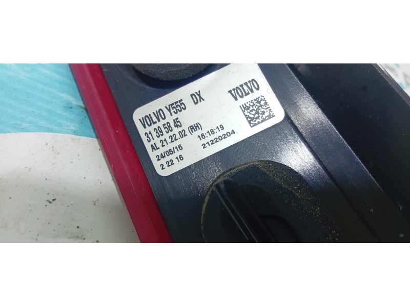 PILOTO TRASERO DERECHO 31395845  - imagen 3