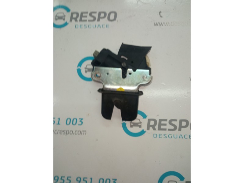 CERRADURA MALETERO / PORTON 4F5827505D  - imagen 1