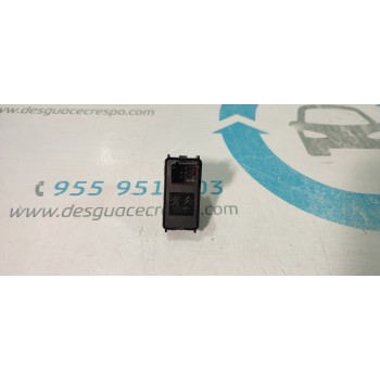 MANDO ELEVALUNAS TRASERO DERECHO 30170308  - miniatura 2