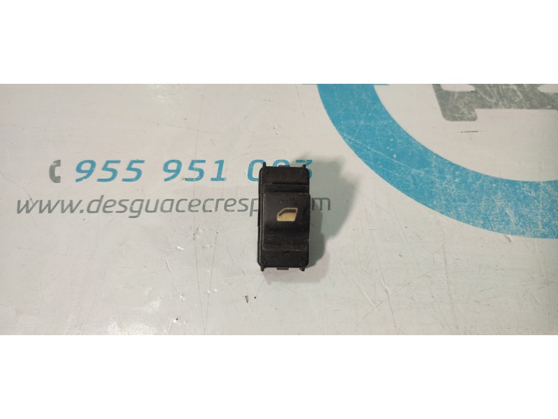 MANDO ELEVALUNAS DELANTERO DERECHO 30170308  - imagen 1