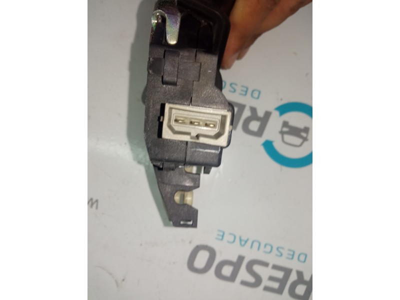 CERRADURA MALETERO / PORTON 4F5827505D  - imagen 5