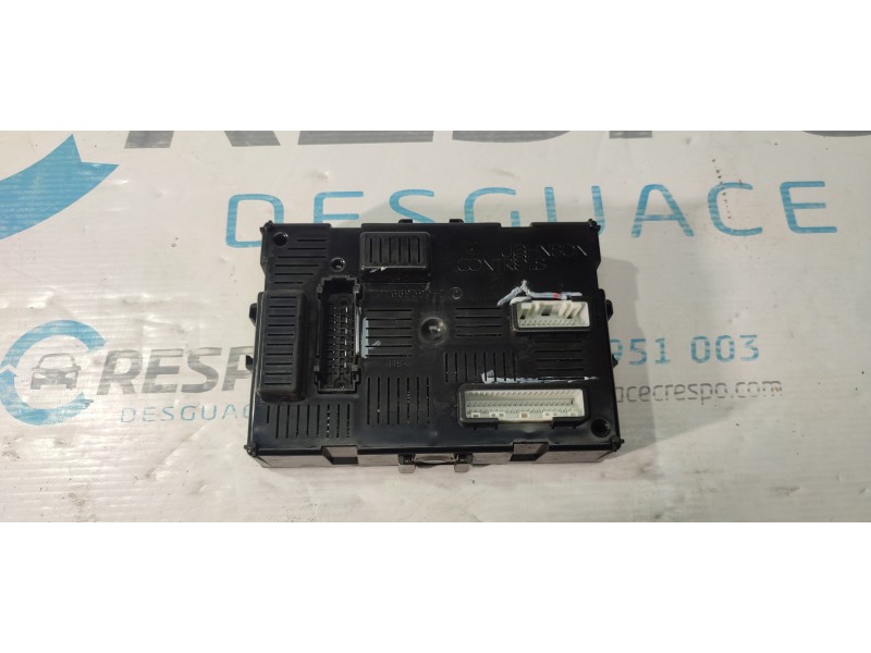 CAJA RELES / FUSIBLES 284B2JX50E  - imagen 1