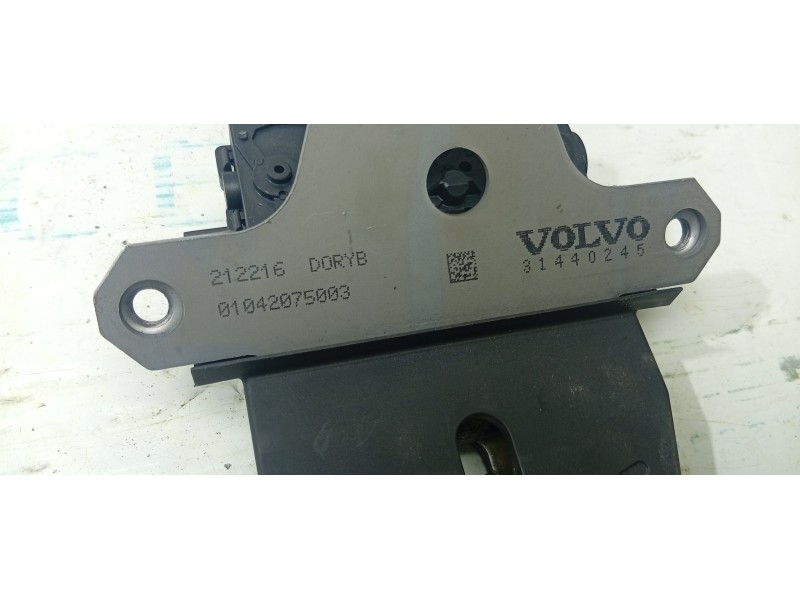 CERRADURA MALETERO / PORTON 31440245  - imagen 2