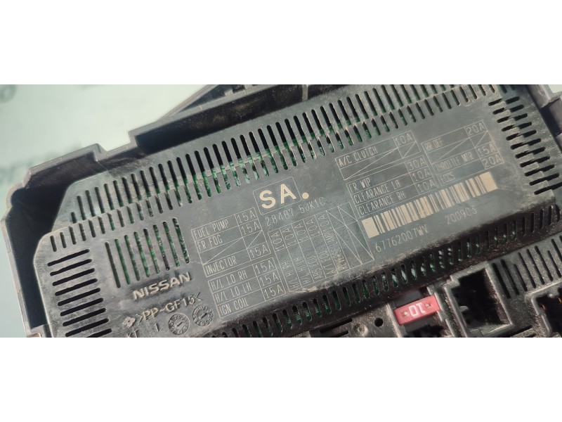 CAJA RELES / FUSIBLES 284B75JK1C  - imagen 2