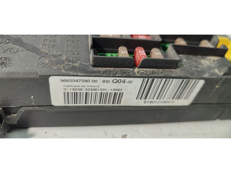 CAJA RELES / FUSIBLES 9665547580  - imagen 2