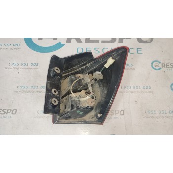 PILOTO TRASERO IZQUIERDO 22017733  - miniatura 2