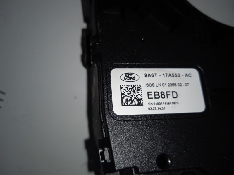 MANDO LIMPIA 8A6T17A553AC  - imagen 2