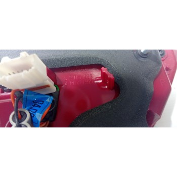 PILOTO TRASERO DERECHO INTERIOR  - miniatura 5