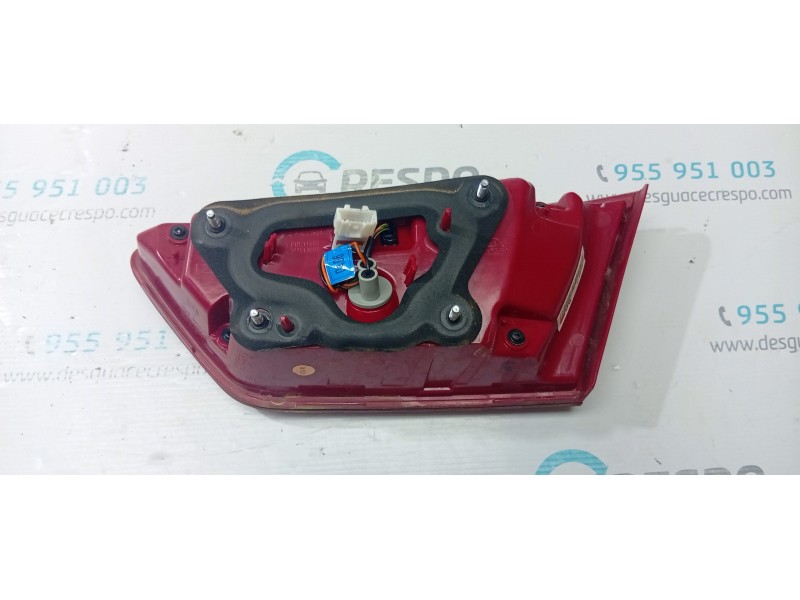 PILOTO TRASERO IZQUIERDO INTERIOR  - imagen 4