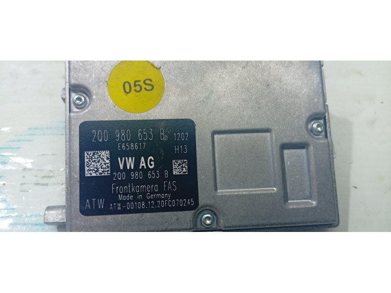 CAMARA VISION FRONTAL 2Q0980653B  - imagen 3