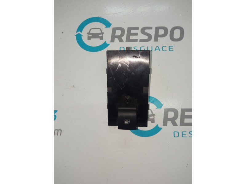 MANDO ELEVALUNAS DELANTERO DERECHO 22915102  - imagen 1