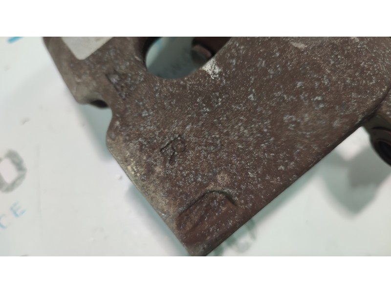 PINZA DE FRENO TRASERA DERECHA  - imagen 2