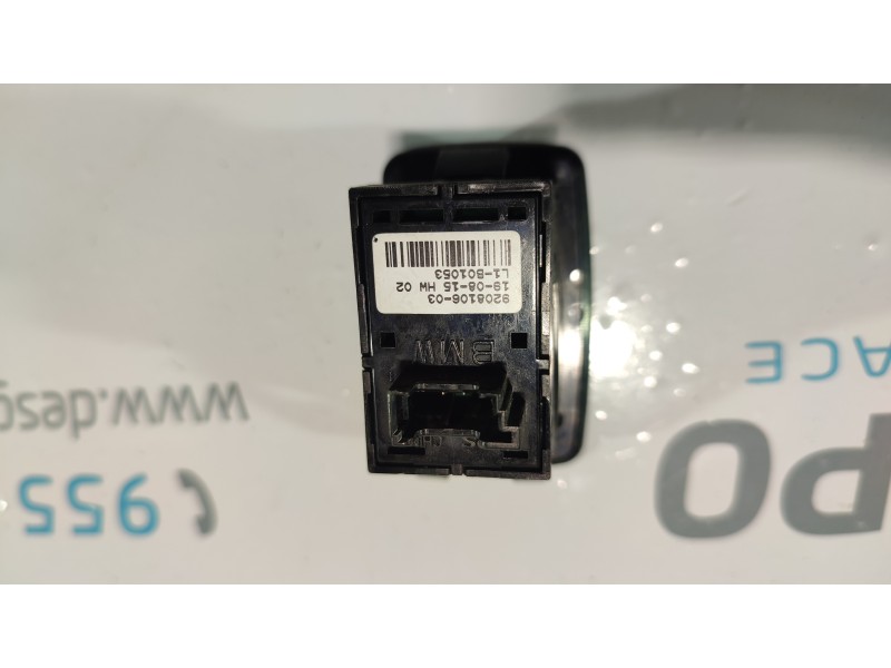 MANDO ELEVALUNAS TRASERO DERECHO 9208106 920810603  - imagen 2