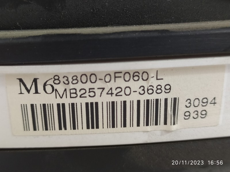 CUADRO INSTRUMENTOS 838000F060L  - imagen 3