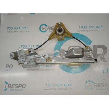 ELEVALUNAS TRASERO DERECHO 827200258R 