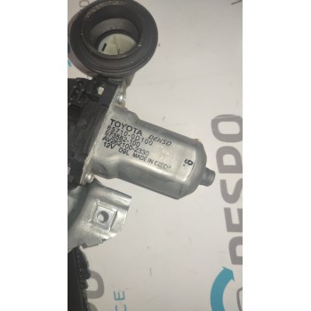 ELEVALUNAS DELANTERO DERECHO 857100D100  - miniatura 3