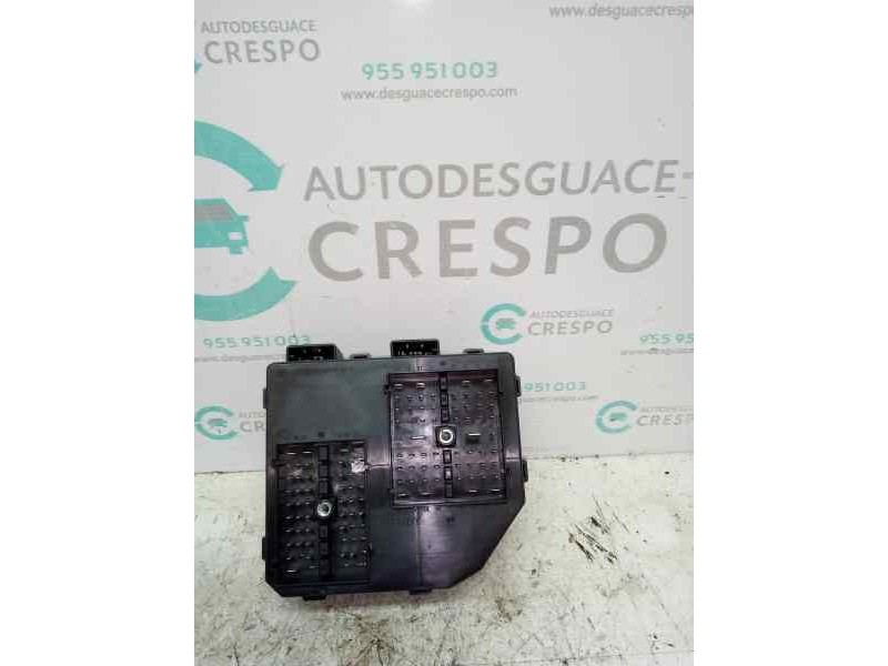 CAJA RELES / FUSIBLES 95202016  - imagen 2