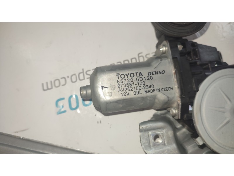 ELEVALUNAS TRASERO DERECHO 857200D120  - imagen 2