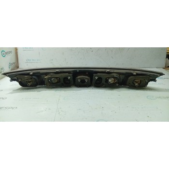 PILOTO TRASERO CENTRAL  - miniatura 2