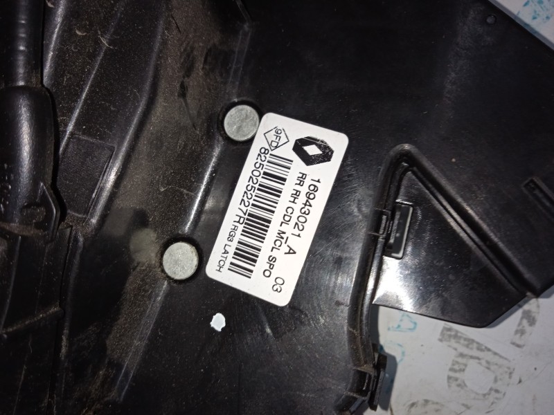 CERRADURA PUERTA TRASERA DERECHA 825025227R  - imagen 2