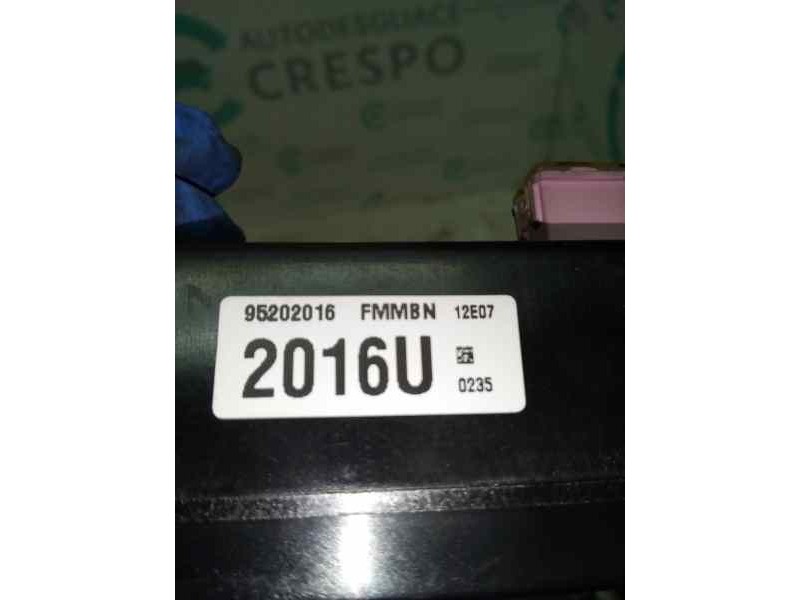 CAJA RELES / FUSIBLES 95202016  - imagen 3