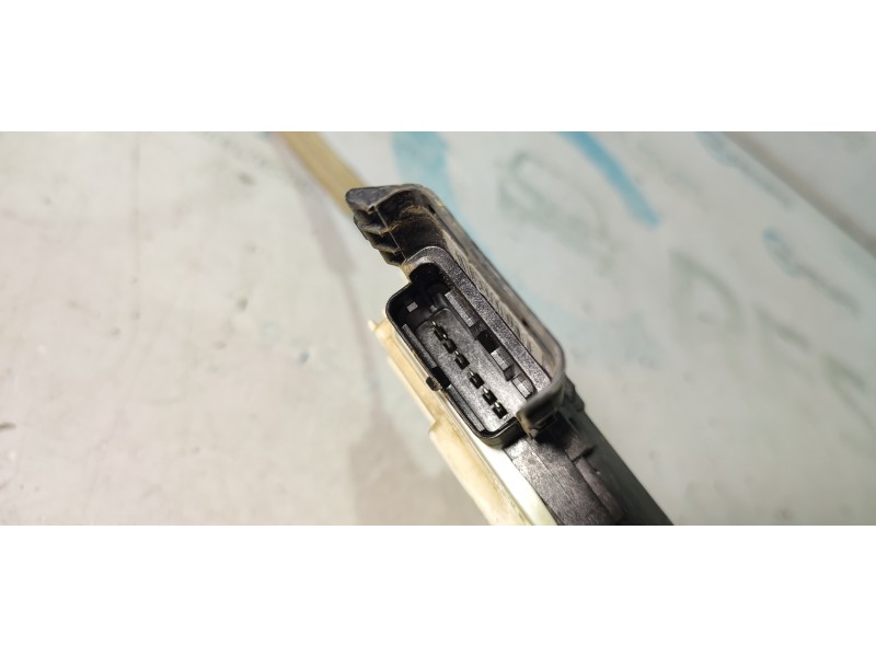 CERRADURA PUERTA TRASERA DERECHA 755054  - imagen 2